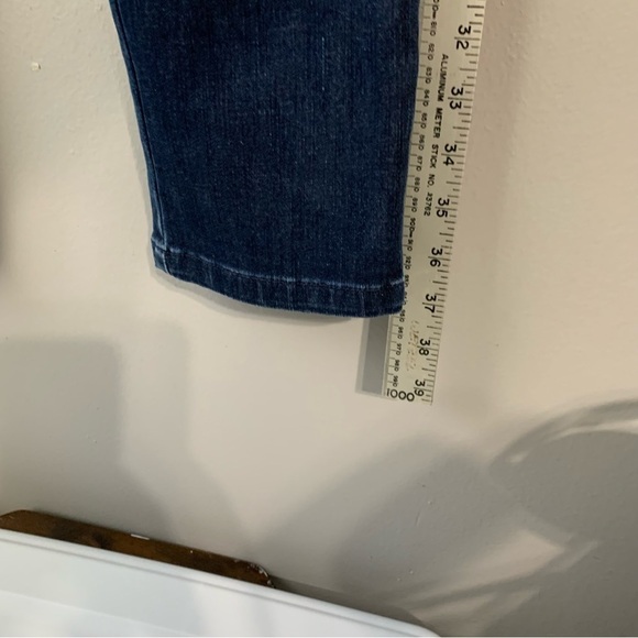 Soft Surroundings denim high rise pull on jegging dark wash. Size MP - Picture 6 of 8